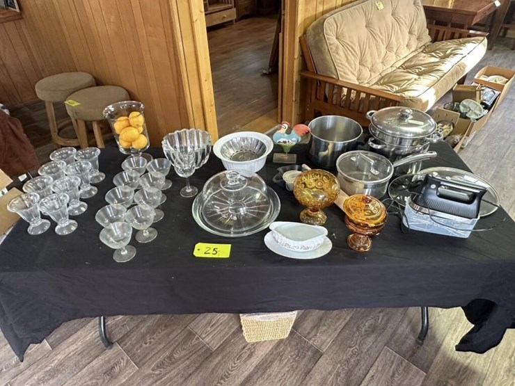 vintage-glassware-sets-image-1