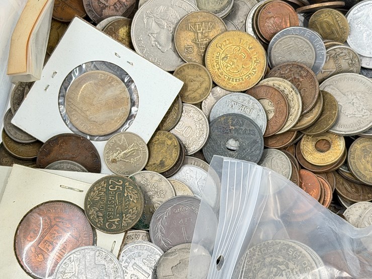 #32227-•-miscellaneous-foreign-coins-image-7