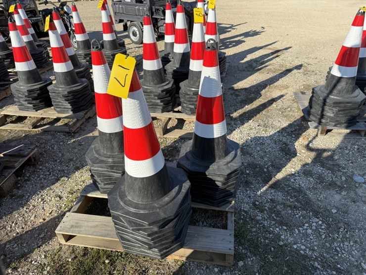 25-traffic-cones-image-1