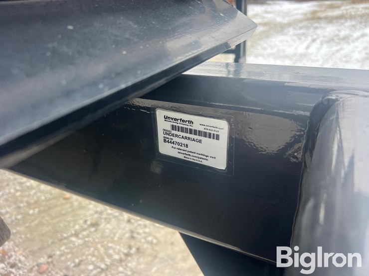 unverferth-2250-pro-force-dry-fertilizer-spreader-image-18