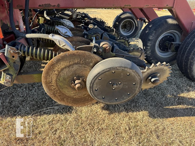 case-ih-2400-image-23