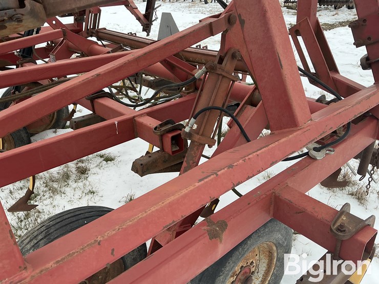 international-4800-image-11