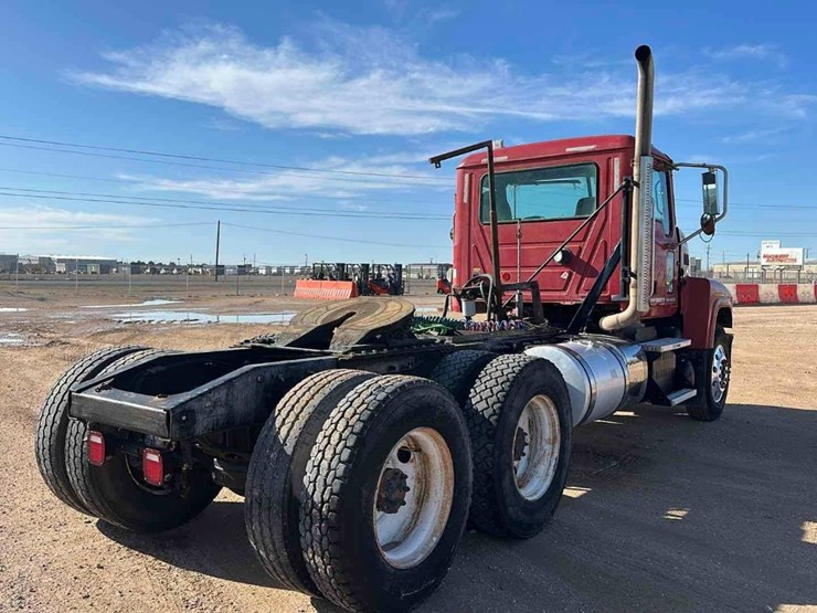 2012-mack-chu-(pinnacle)-image-4