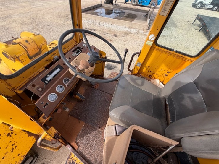 1980-ford-a66-image-10