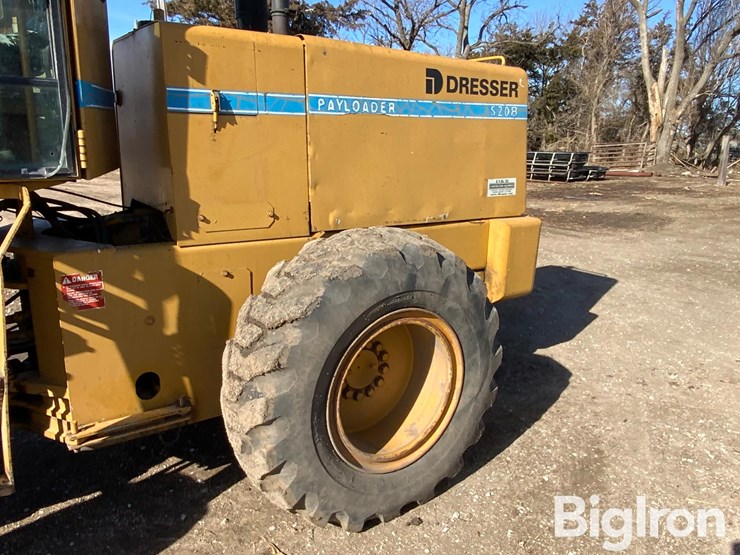 dresser-520b-image-9