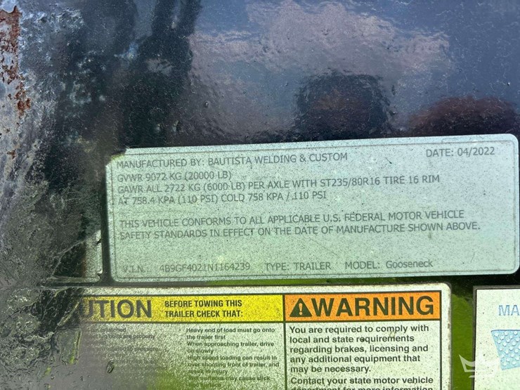 2022-custom-flatbed-image-5