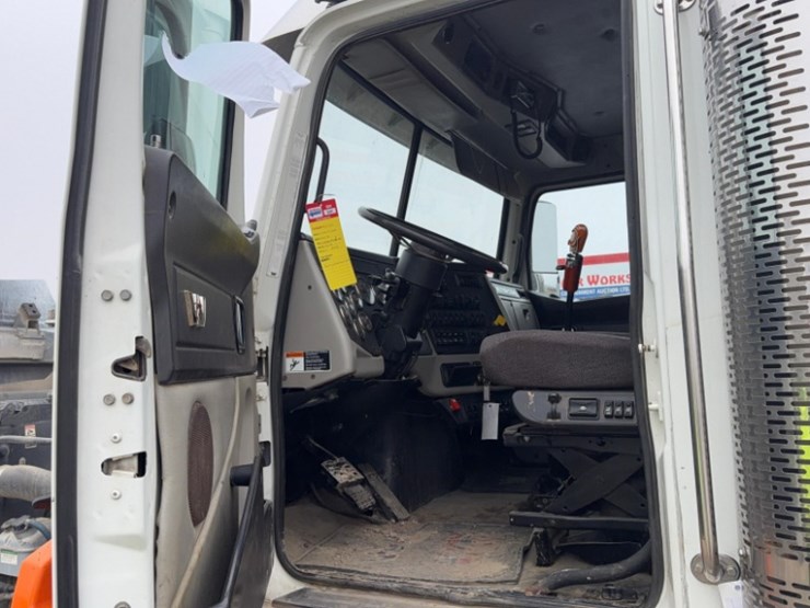 2015-western-star-4900sb-image-18