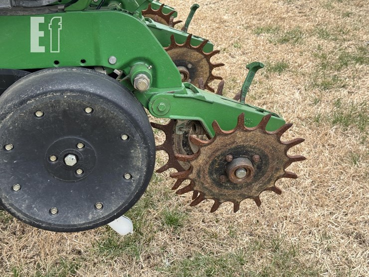 john-deere-1770nt-image-13