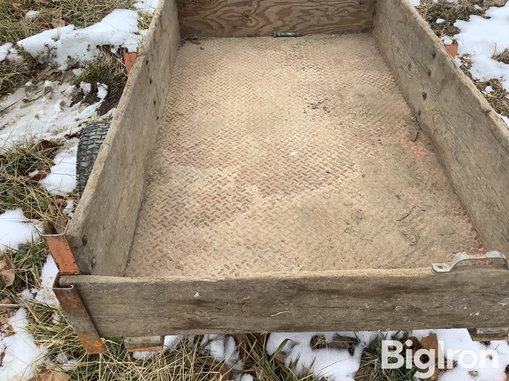 5’-lawn-&-garden-wagon-image-13