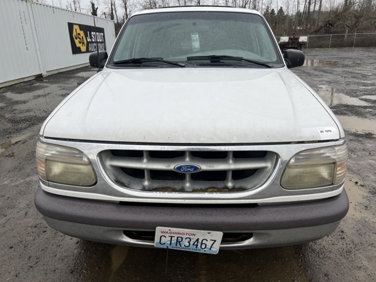 1997-ford-explorer-xlt-image-8