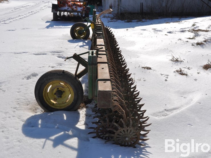 john-deere-400-image-8