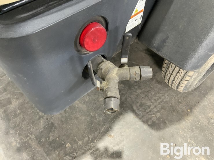 2017-doosan-c185wdz-image-17