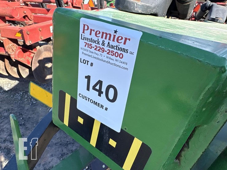 john-deere-2810-image-11