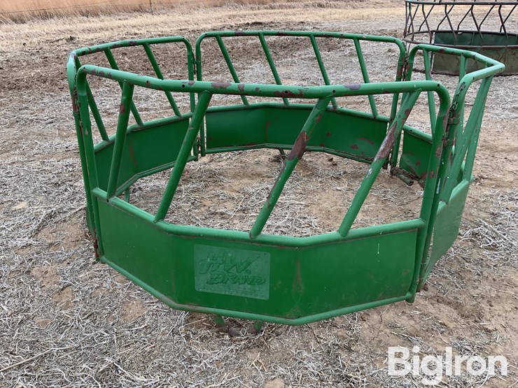 hw-foldable-bale-feeder-image-3