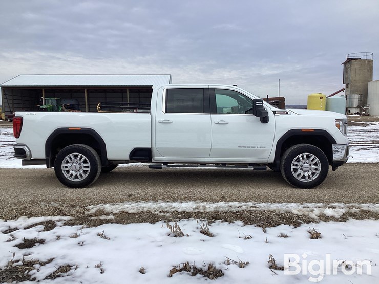 2022-gmc-sierra-3500-image-4