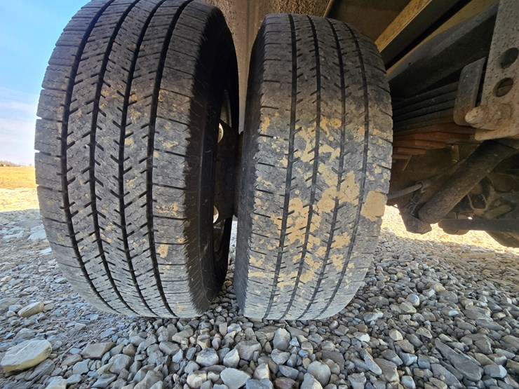 2019-ford-e450-image-66