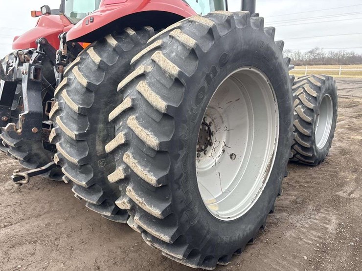 case-magnum-mx275-tractor-image-12