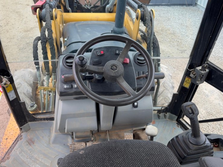 2011-caterpillar-420e-image-10