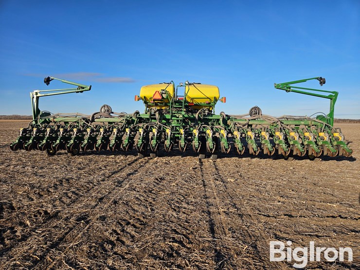 2013-john-deere-1790-ccs-image-9