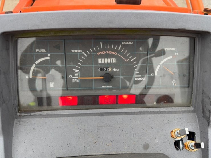 kubota-l2550-image-8