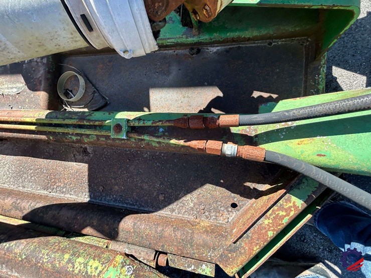 john-deere-1518-image-30