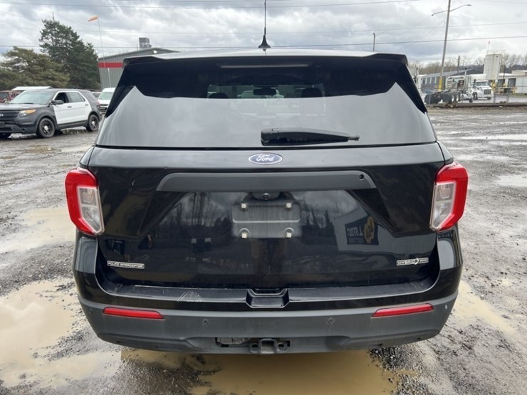 2019-ford-explorer-image-5