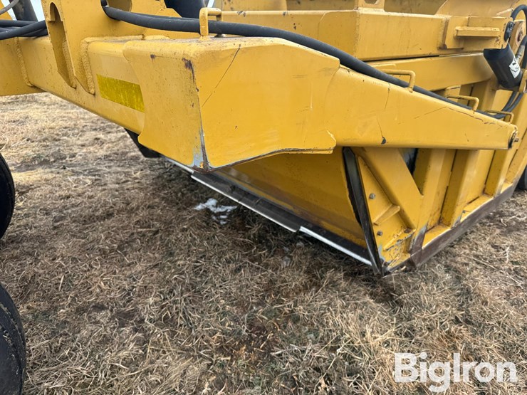 soilmover-fe8120-pull-type-dirt-scraper-image-11