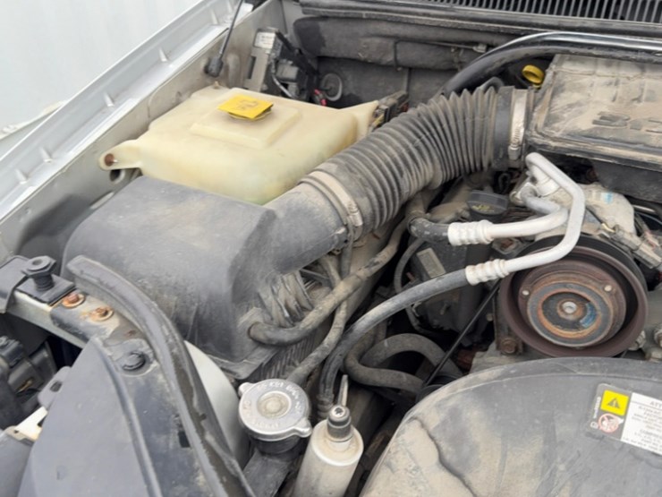 2010-jeep-grand-cherokee-image-23