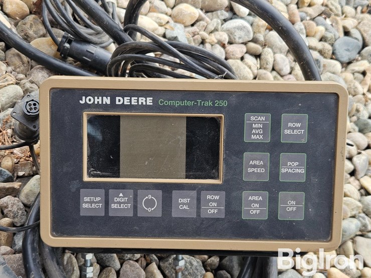 john-deere-computer-trak-250-monitor-image-8
