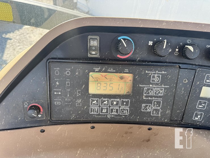 2004-john-deere-8120-image-21