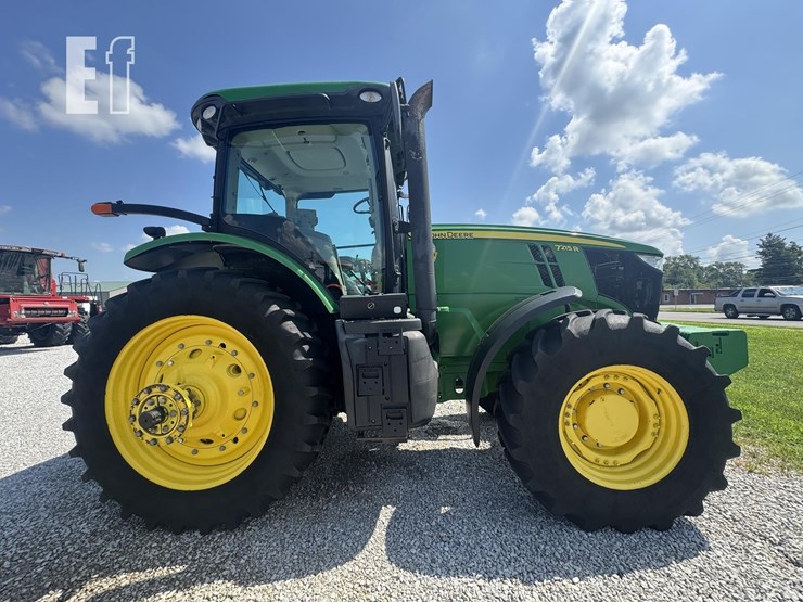 2012-john-deere-7215r-image-6