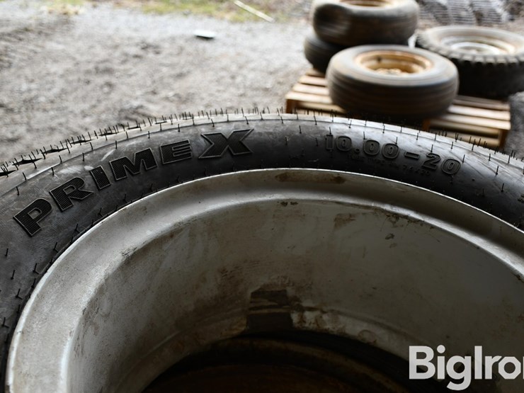 pallet-of-tires-image-9