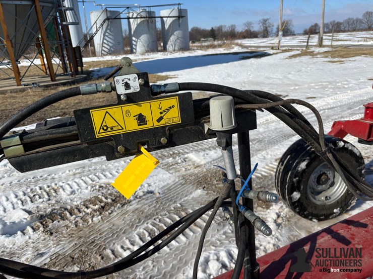 2021-case-ih-200-image-10