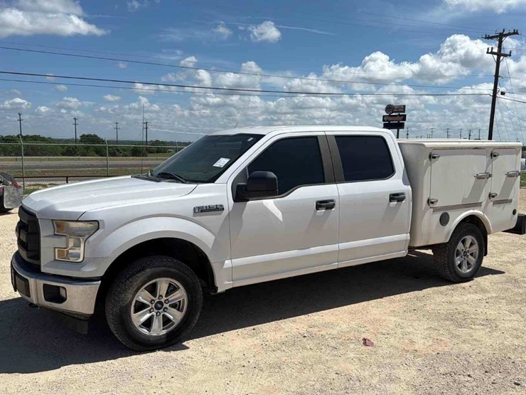 2017-ford-f150-image-1