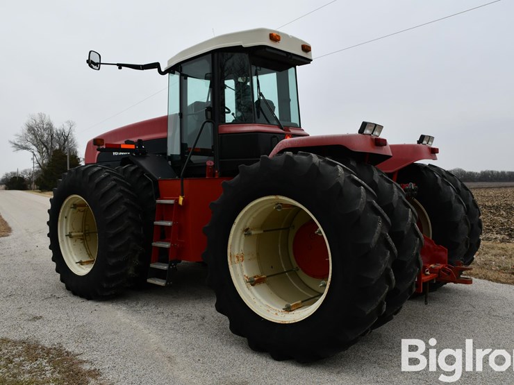 2003-versatile-2360-image-7