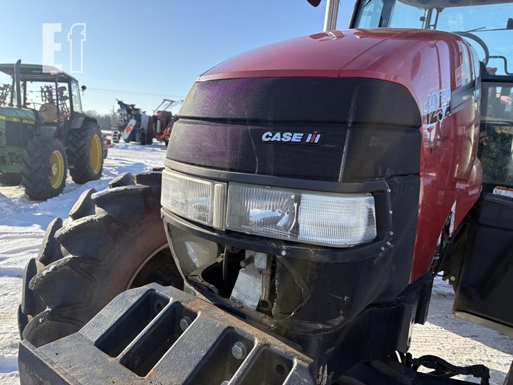 2013-case-ih-farmall-125a-image-18
