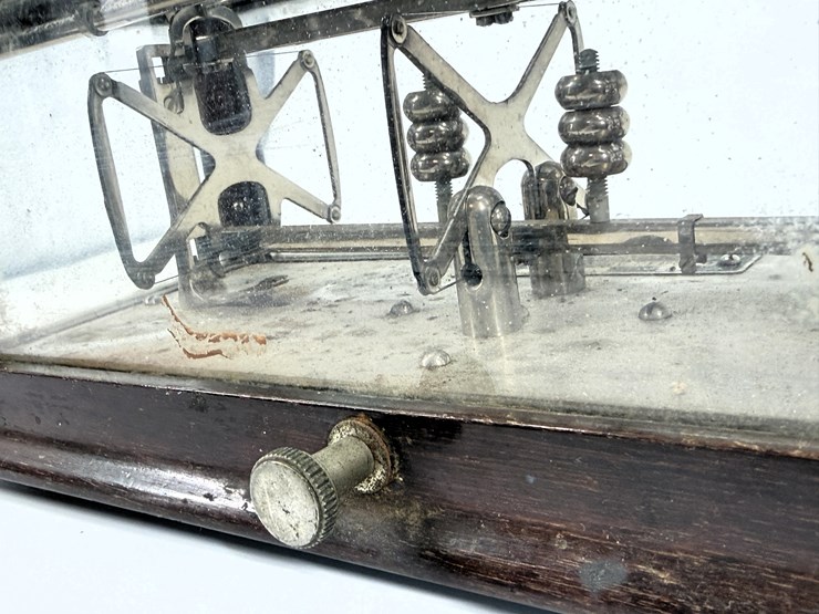 #1060-•-chemists-jeweler-drugstore-torsion-balance-scale-image-14