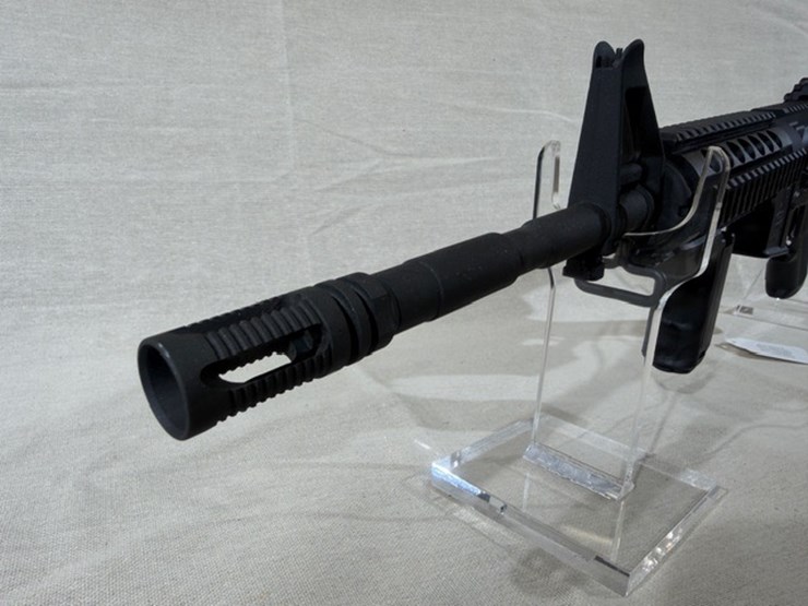 #213-•-bushmaster-model-xm15-e2s-ar-rifle-image-3