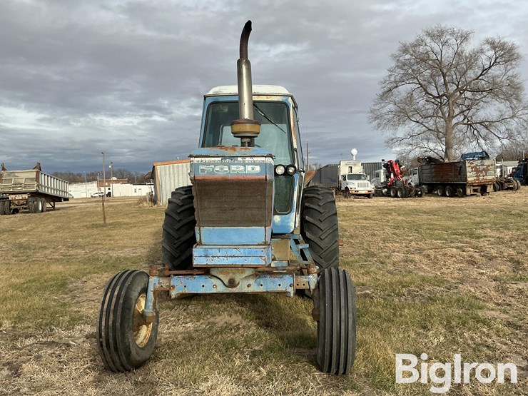 ford-tractor-image-2