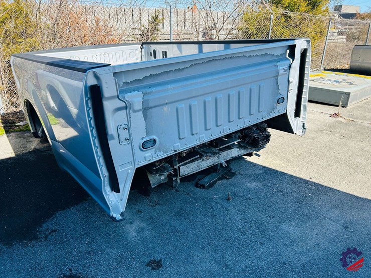 2017-ford-8-ft-image-6