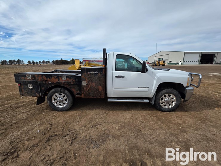 2013-chevrolet-silverado-2500-image-4