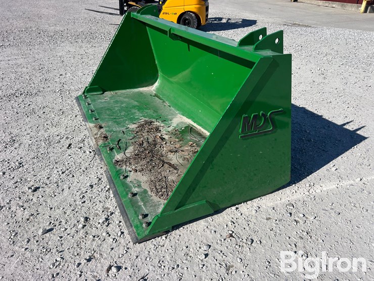 mds-8.5'-bucket-image-10