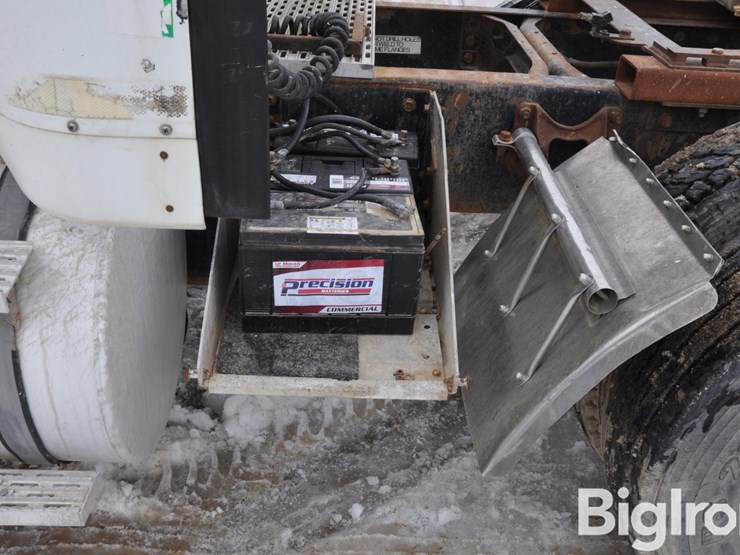 1991-international-t/a-truck-tractor-image-17