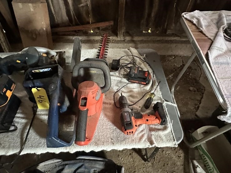 power-tools-&-bag-image-4