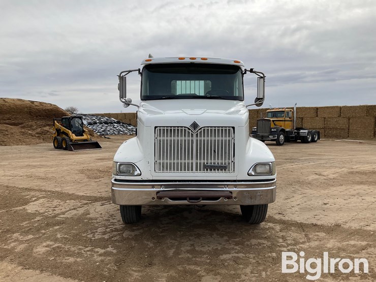 2001-international-2001-image-2