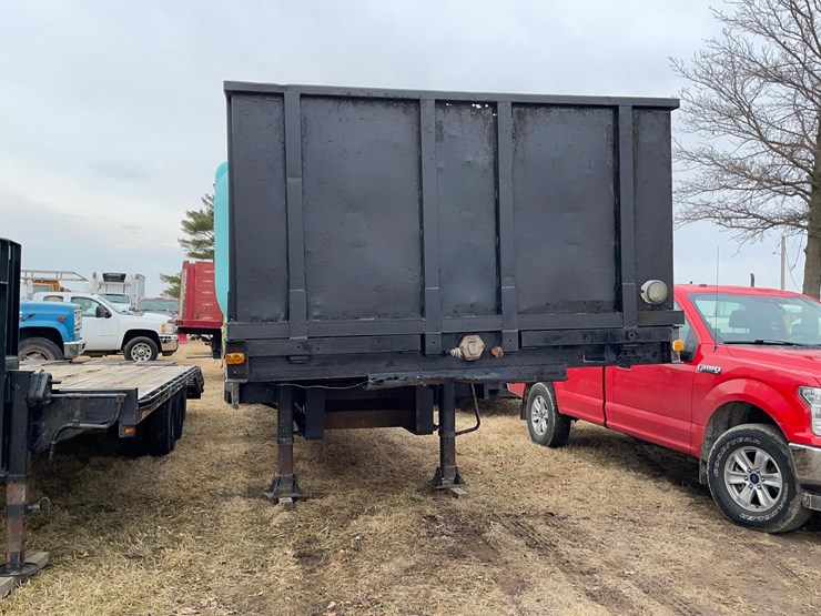 1980-vulcan-trailer-image-3