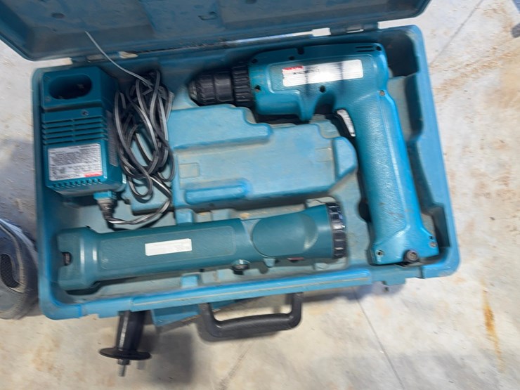 assortment-of-tools-image-2