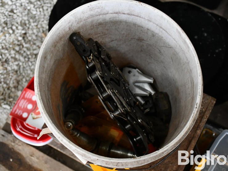 pallet-of-farm-support-image-9