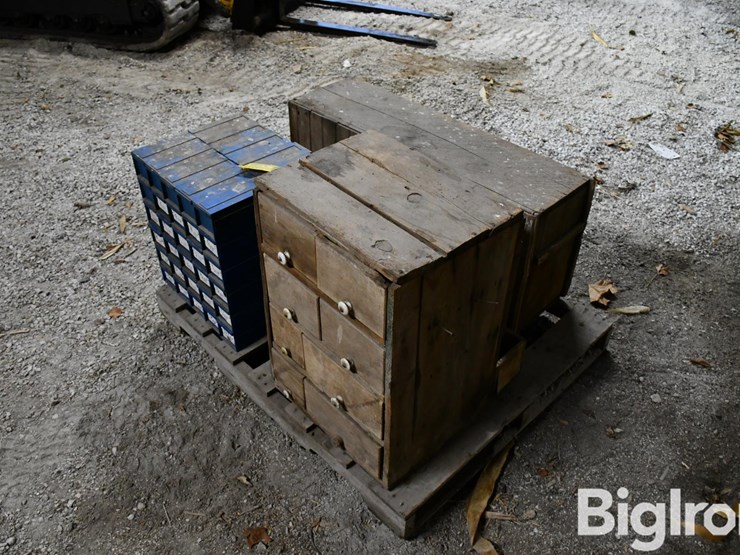 pallet-of-farm-support-image-7