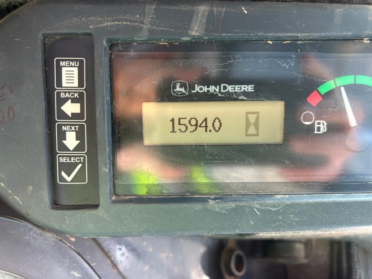 2015-deere-323e-image-20